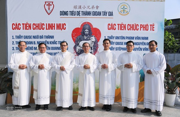 Thánh lễ Truyền chức Linh mục và Phó tế Dòng Tiểu Đệ Thánh Gioan Tẩy Giả