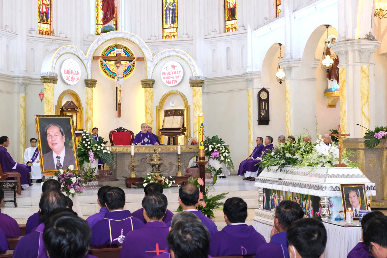 Giáo xứ Chợ Quán: Thánh lễ An táng ông cố André Trịnh Công Đáng ngày 16-4-2021