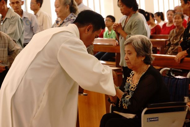 Giáo xứ Hiển Linh: Mừng kính các thánh Tử đạo Việt Nam ngày 15-11-2020
