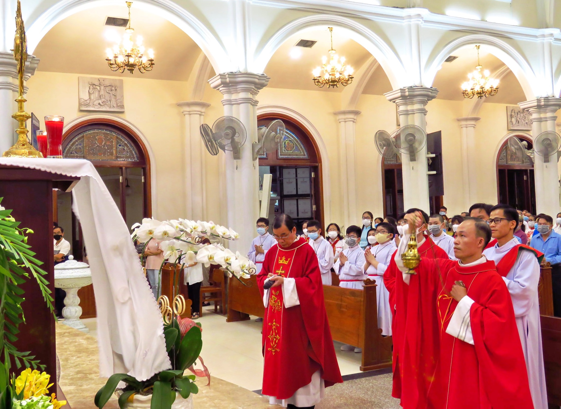 Giáo xứ Thị Nghè: Thánh lễ Tạ ơn của Tân Linh Mục và bổn mạng Hội đồng Mục vụ