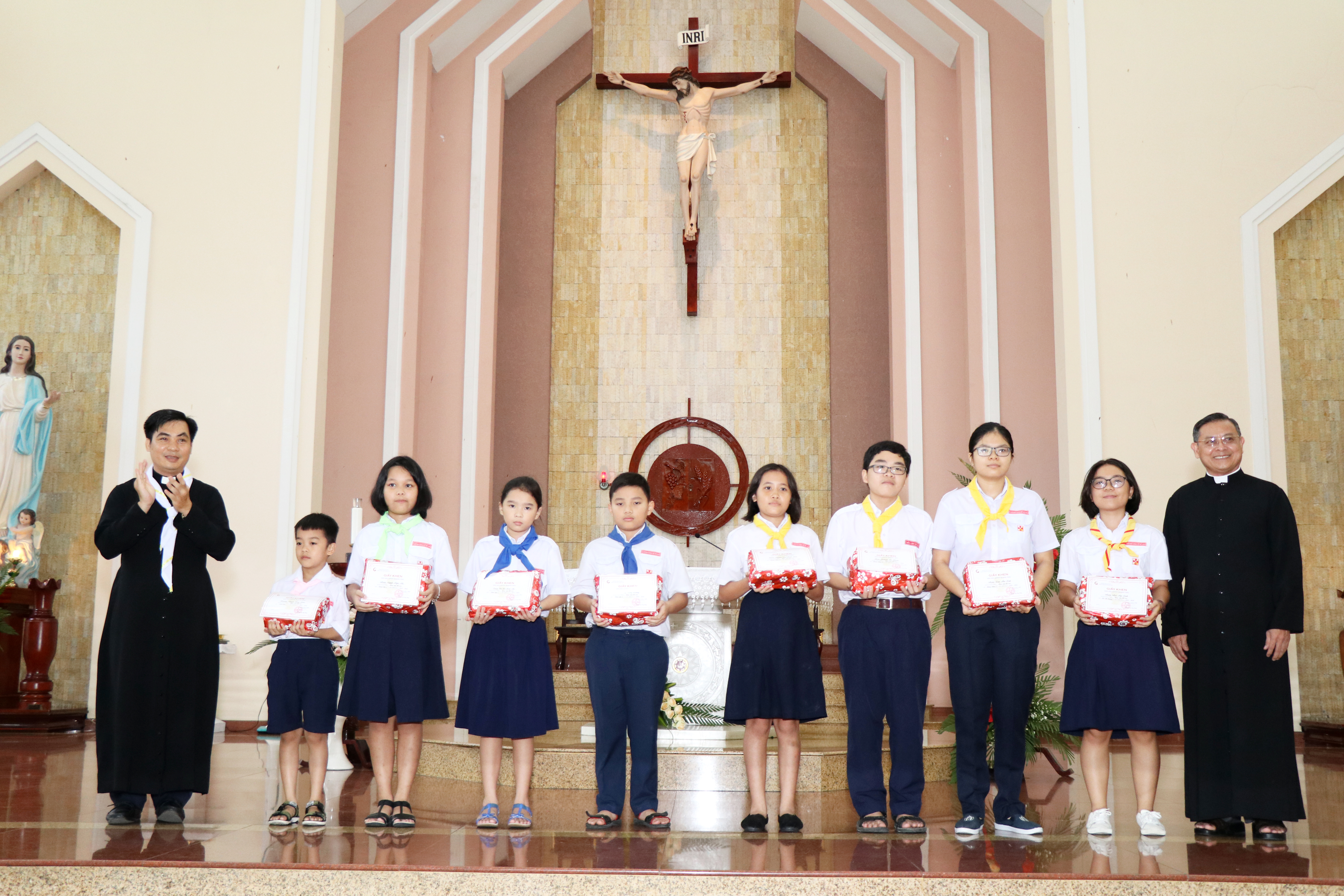 Giáo xứ Tân Chí Linh: Kết thúc năm học Giáo lý 2018-2019