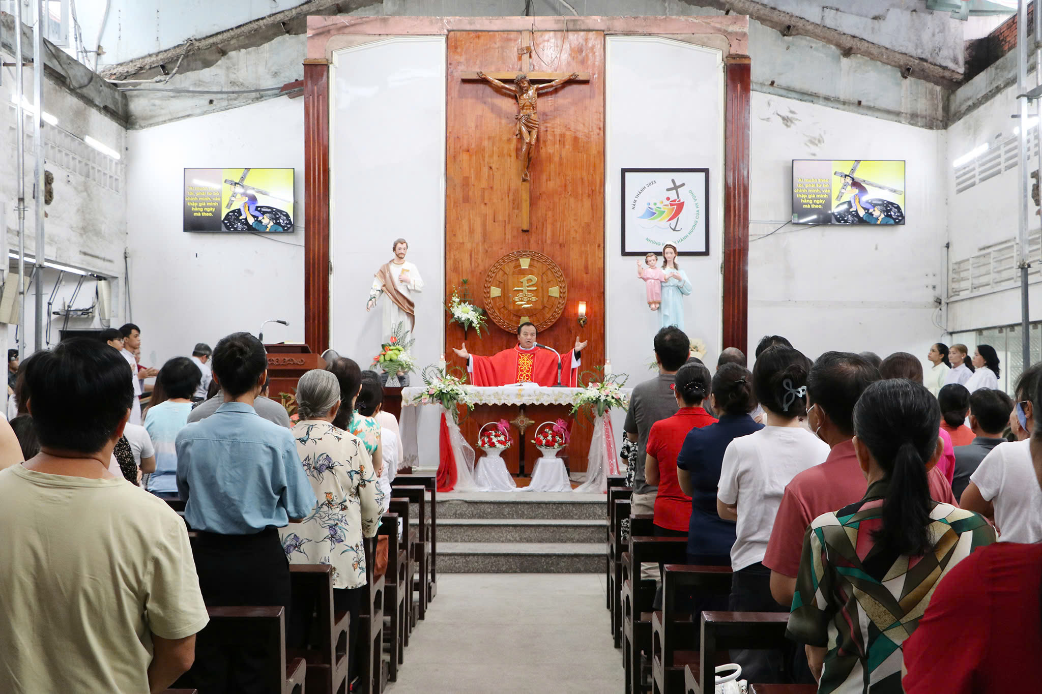 Giáo xứ Môi Khôi mừng lễ trọng thể các Thánh Tử Đạo Việt Nam