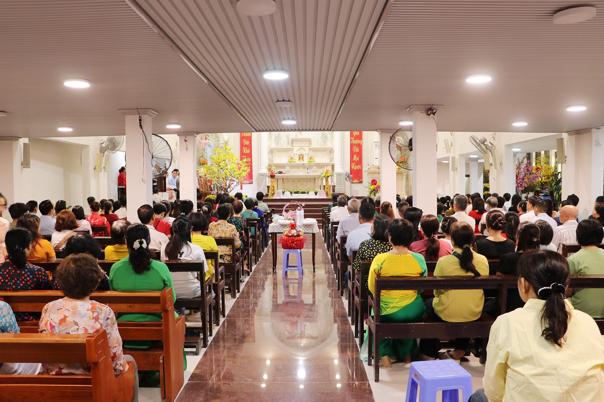 Giáo xứ Môi Khôi: Thánh lễ Giao thừa