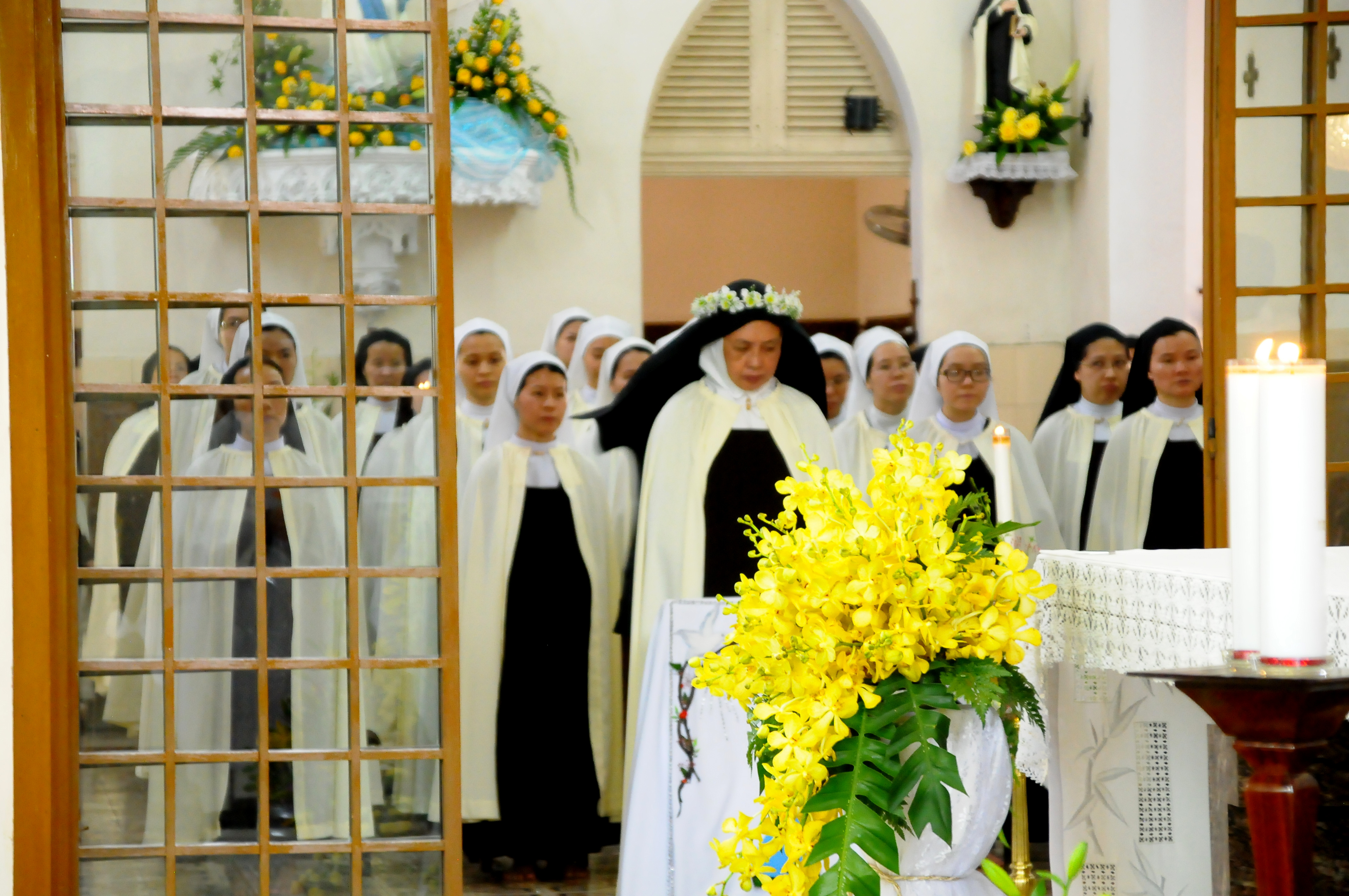 Đan Viện Cát Minh: Thánh lễ tạ ơn Ngân Khánh ngày khấn dòng