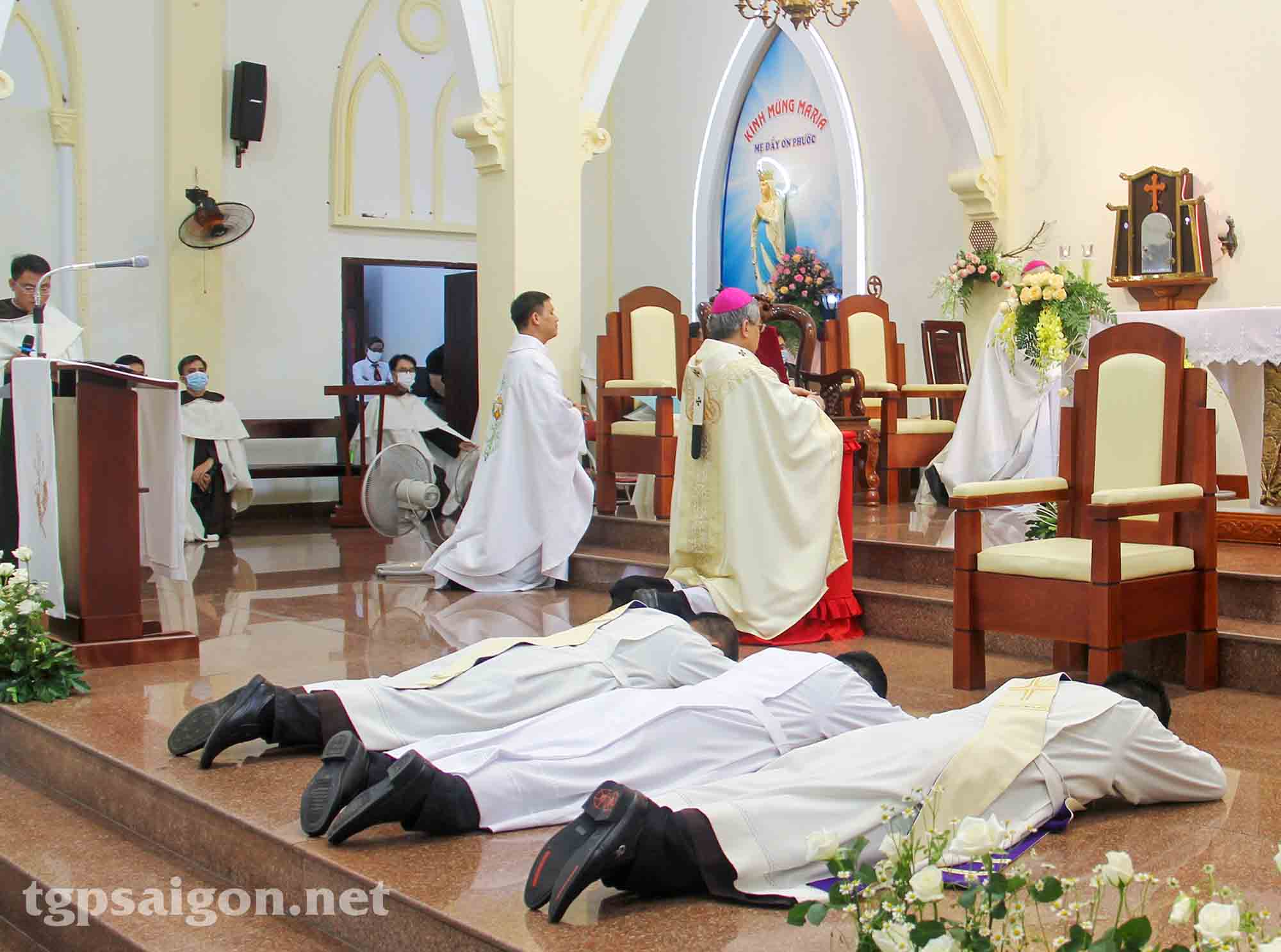 Dòng Cát Minh - Phụ tỉnh Thánh Giuse: Thánh lễ truyền chức linh mục và phó tế 17-3-2022