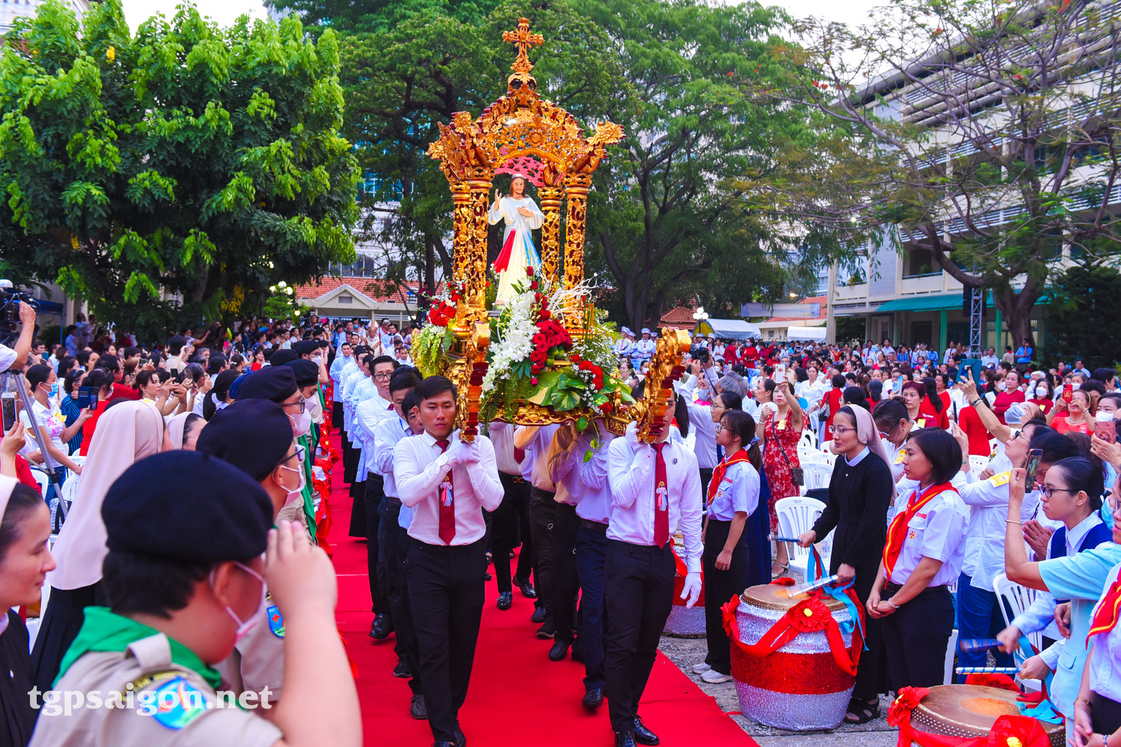 Trung tâm Mục vụ TGP Sài Gòn: Đại lễ Kính Lòng Chúa Thương Xót 2023