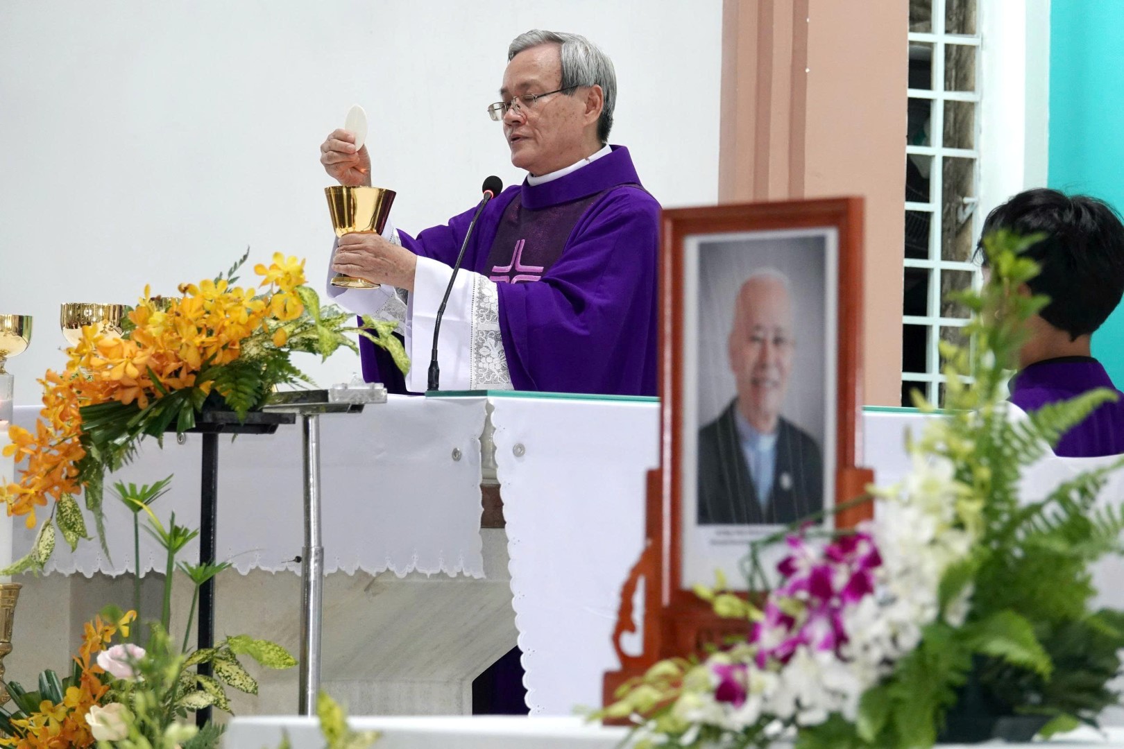 Thánh lễ cầu nguyện cho Cố Linh mục Phêrô Vêrôna Chu Quang Minh