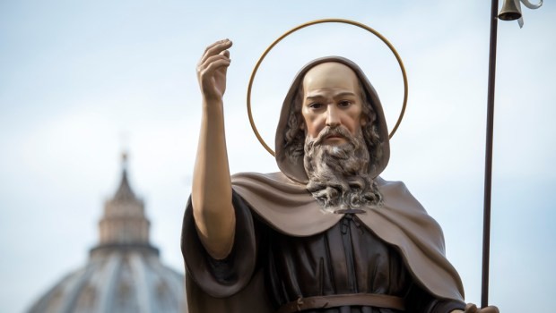 Vì sao Thánh Antôn Viện phụ lại được gọi là "Cả"?