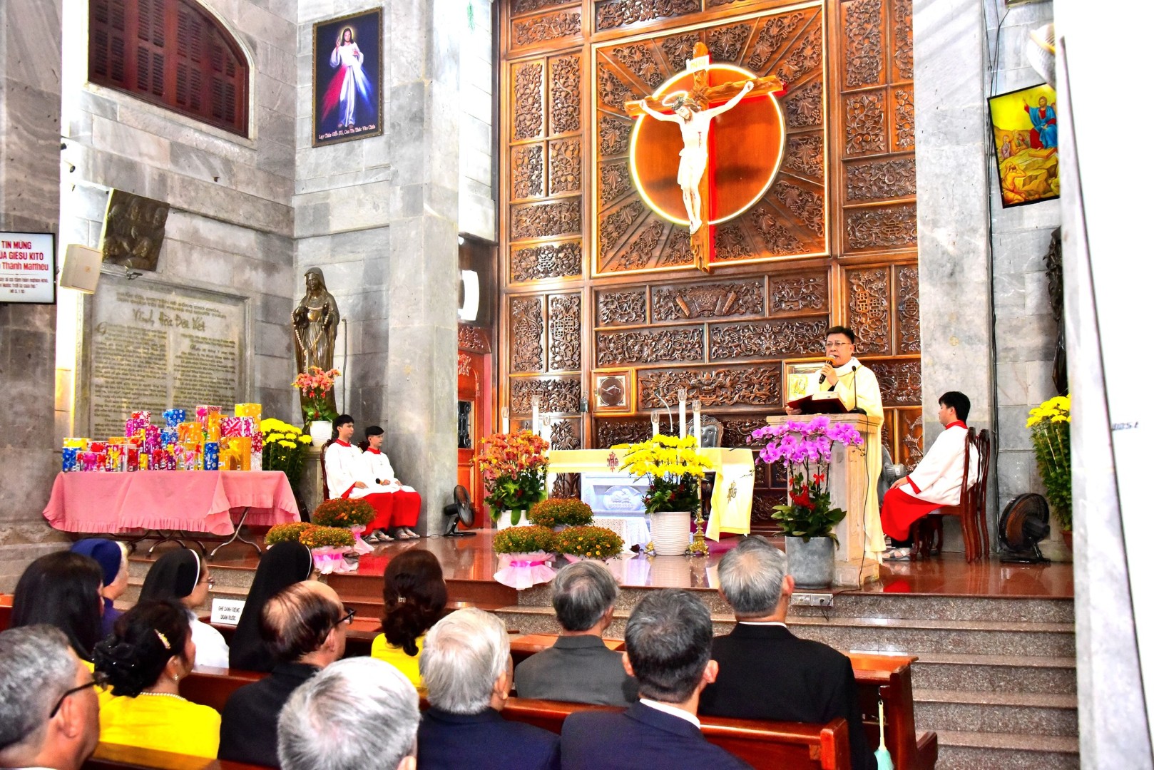 Giáo xứ Vĩnh Hòa: Thánh lễ Giao thừa Bính Ngọ - 2026