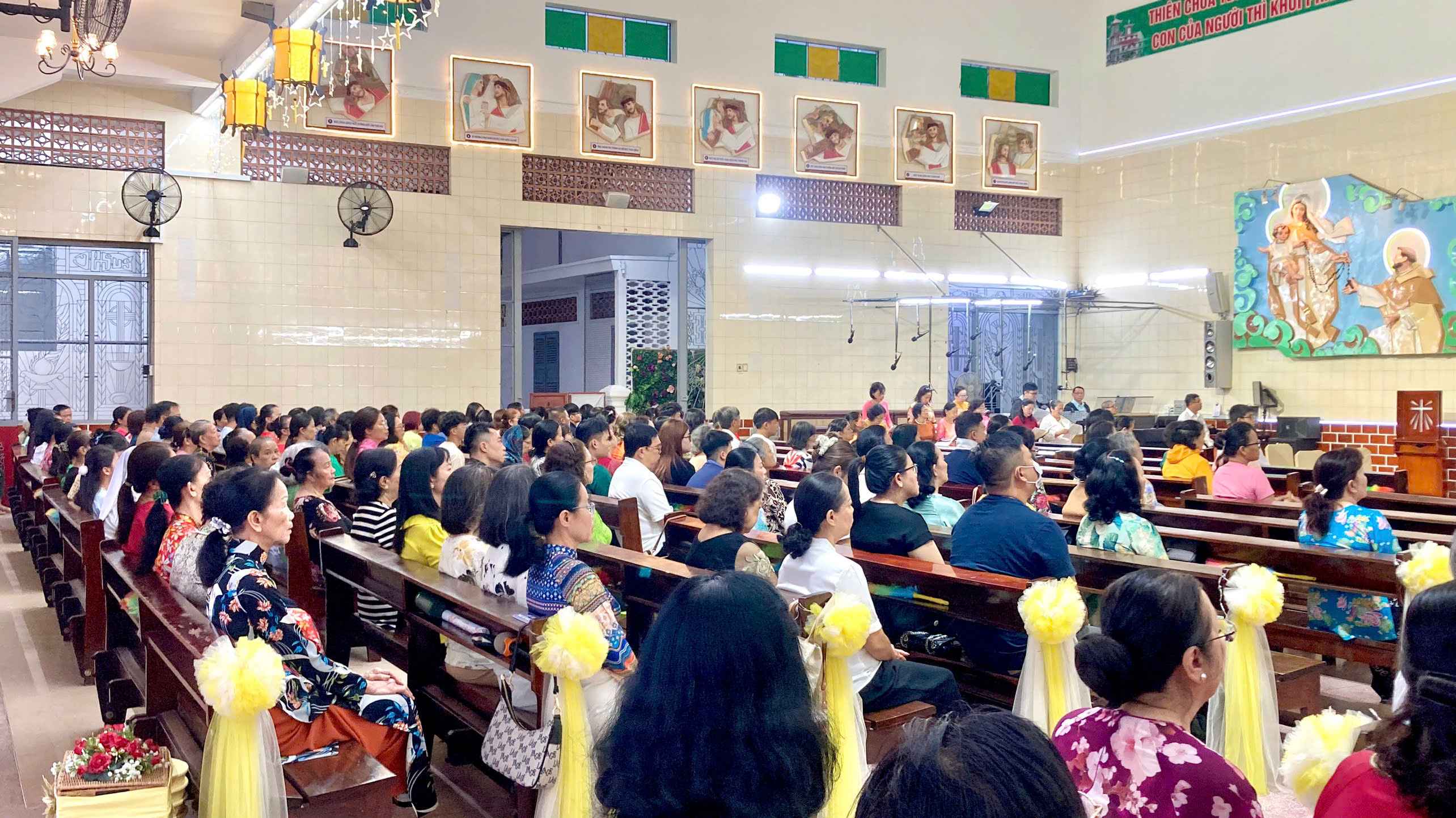 Giáo xứ Vĩnh Hội: Thánh lễ Thánh hóa công việc