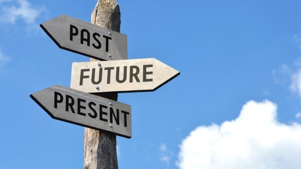 Lo lắng về tương lai? Hãy nhìn lên 4 vị thánh này