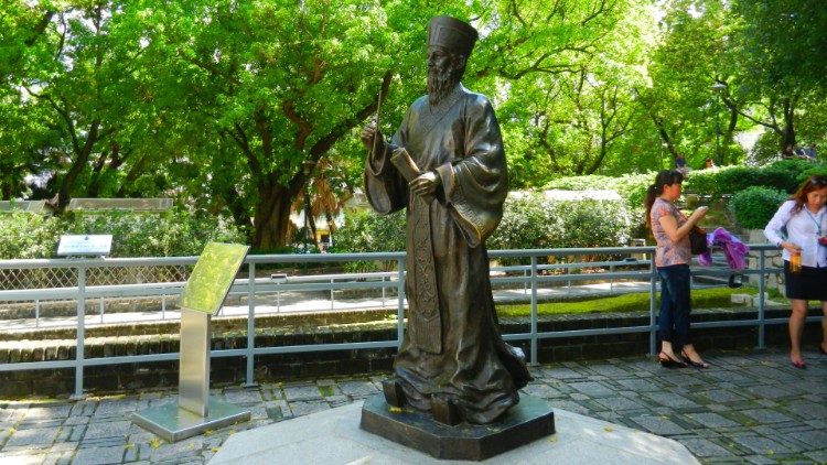 Buổi canh thức cầu nguyện cho án phong chân phước cho Cha Matteo Ricci ở Bắc Kinh