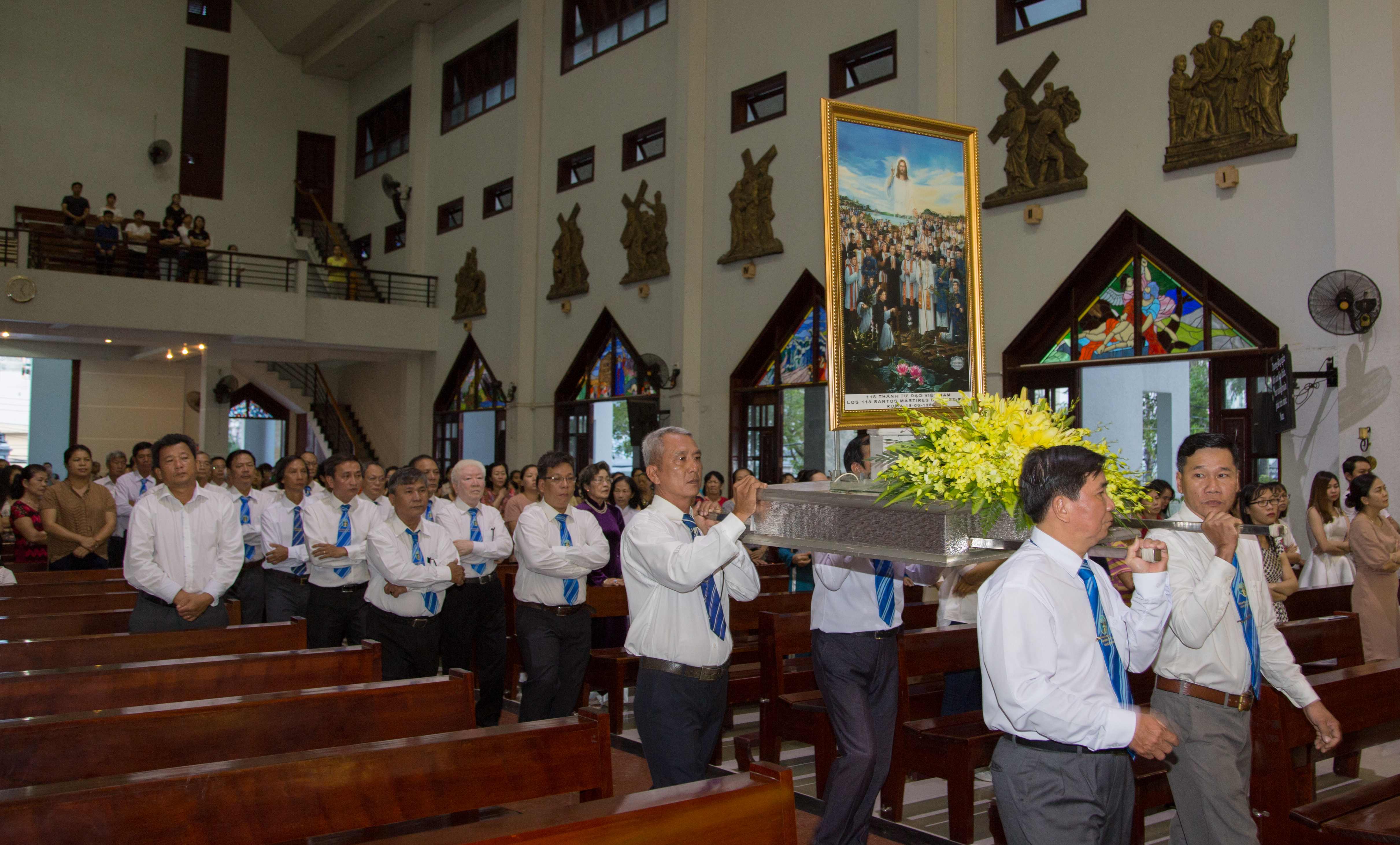 Giáo xứ Phú Bình: Mừng lễ Các Thánh Tử Đạo Việt Nam – Bổn mạng Hội Đồng Mục Vụ giáo xứ