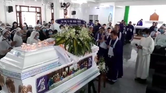 Giáo xứ Lộc Hưng: Thánh lễ an táng bà cố linh mục Micae Nguyễn Trung Tây ngày 18-12-2020