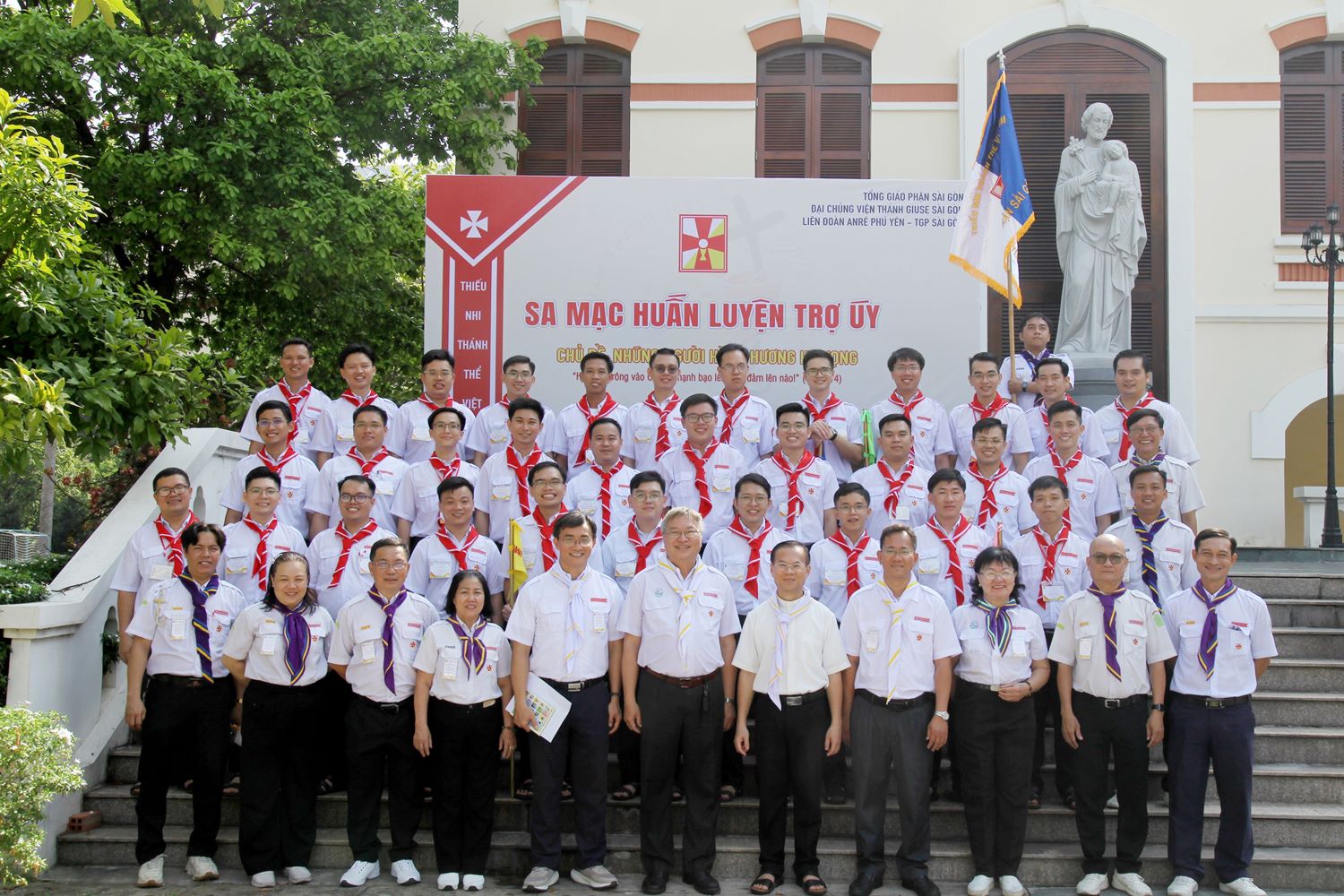 Sa mạc học hỏi về Thiếu Nhi Thánh Thể