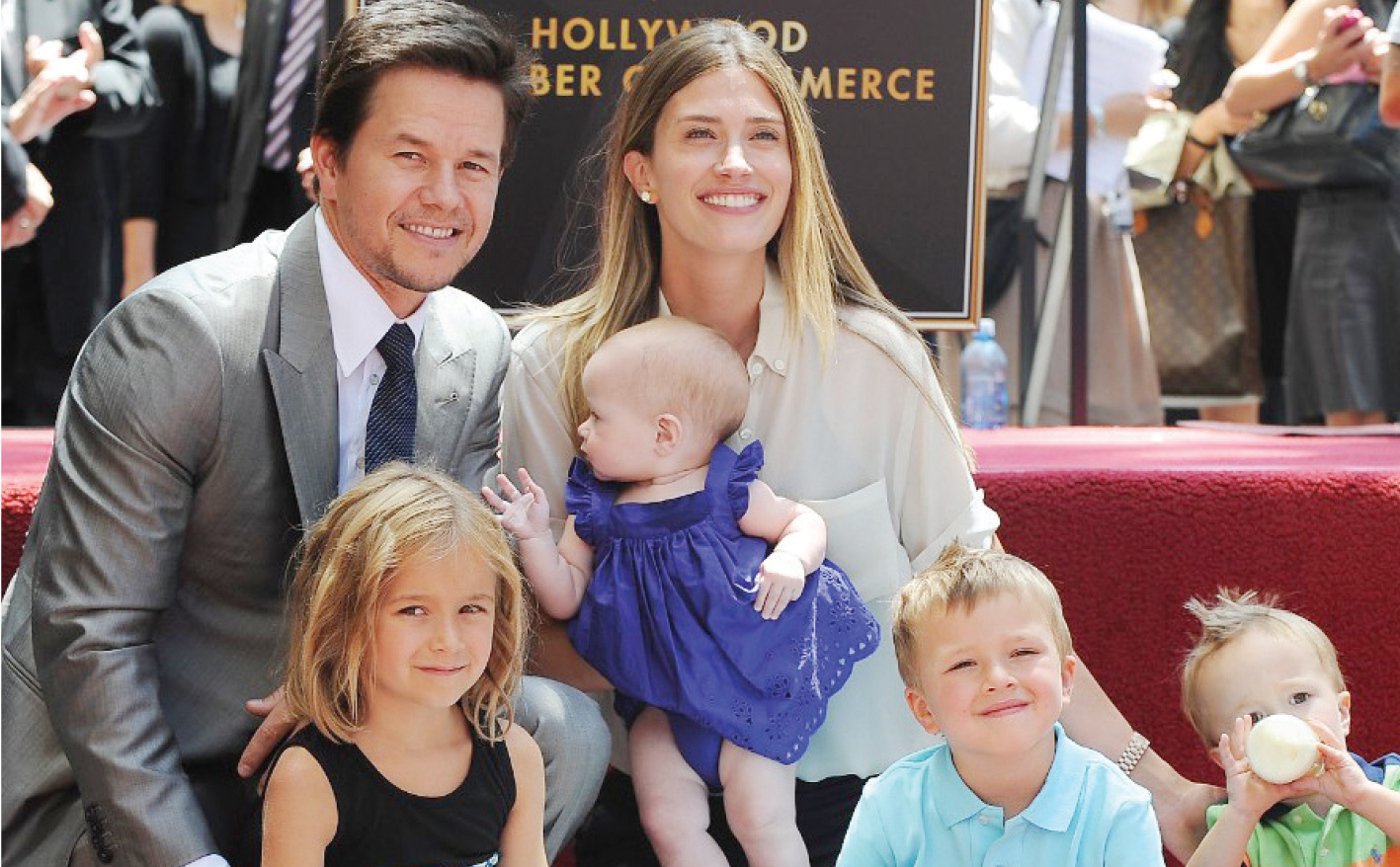 Mark Wahlberg dời nhà xa Hollywood vì tương lai con cái