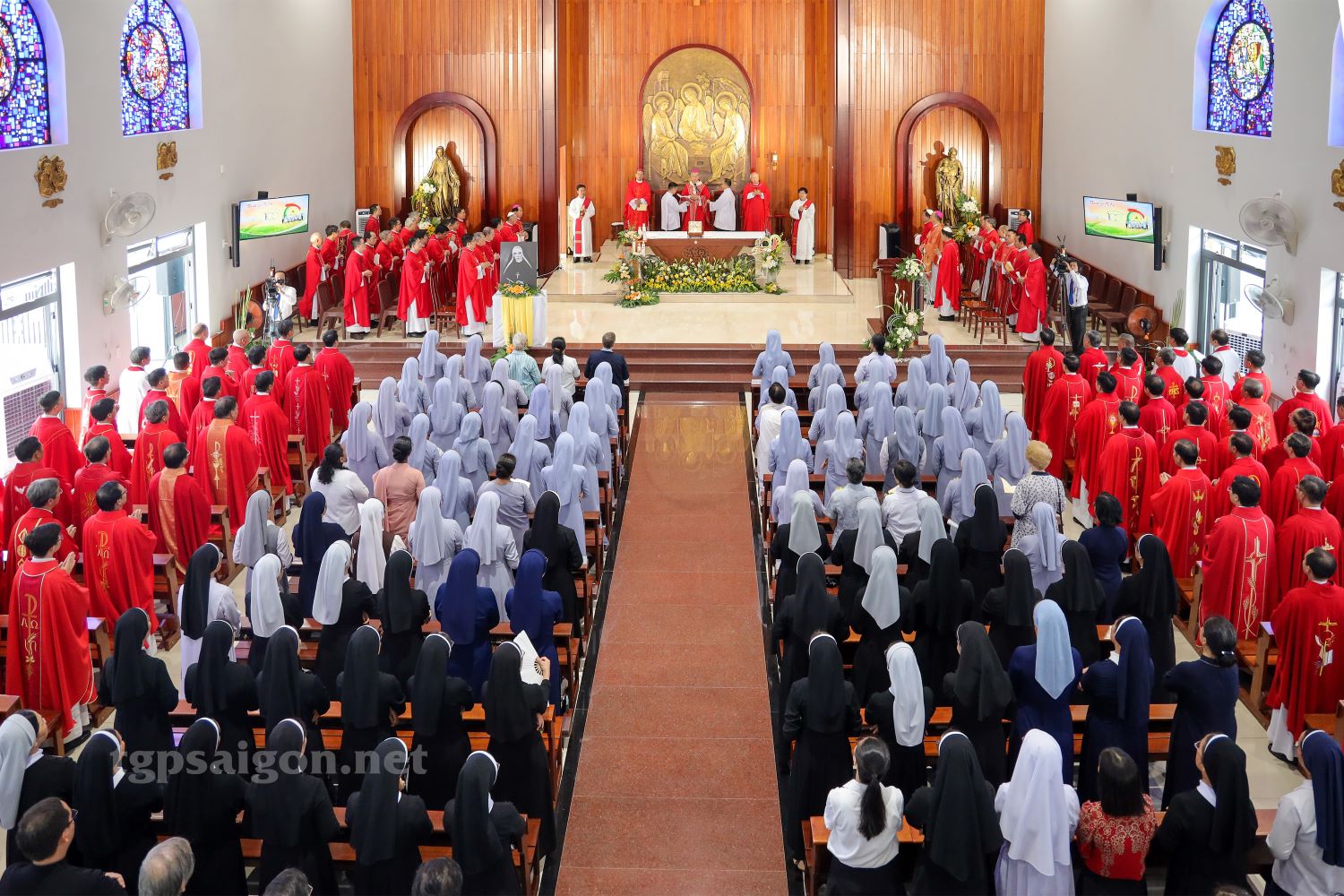 Dòng Đức Bà Truyền Giáo: Thánh lễ Bế mạc năm thánh - kỷ niệm 100 năm Dòng hiện diện tại Việt Nam