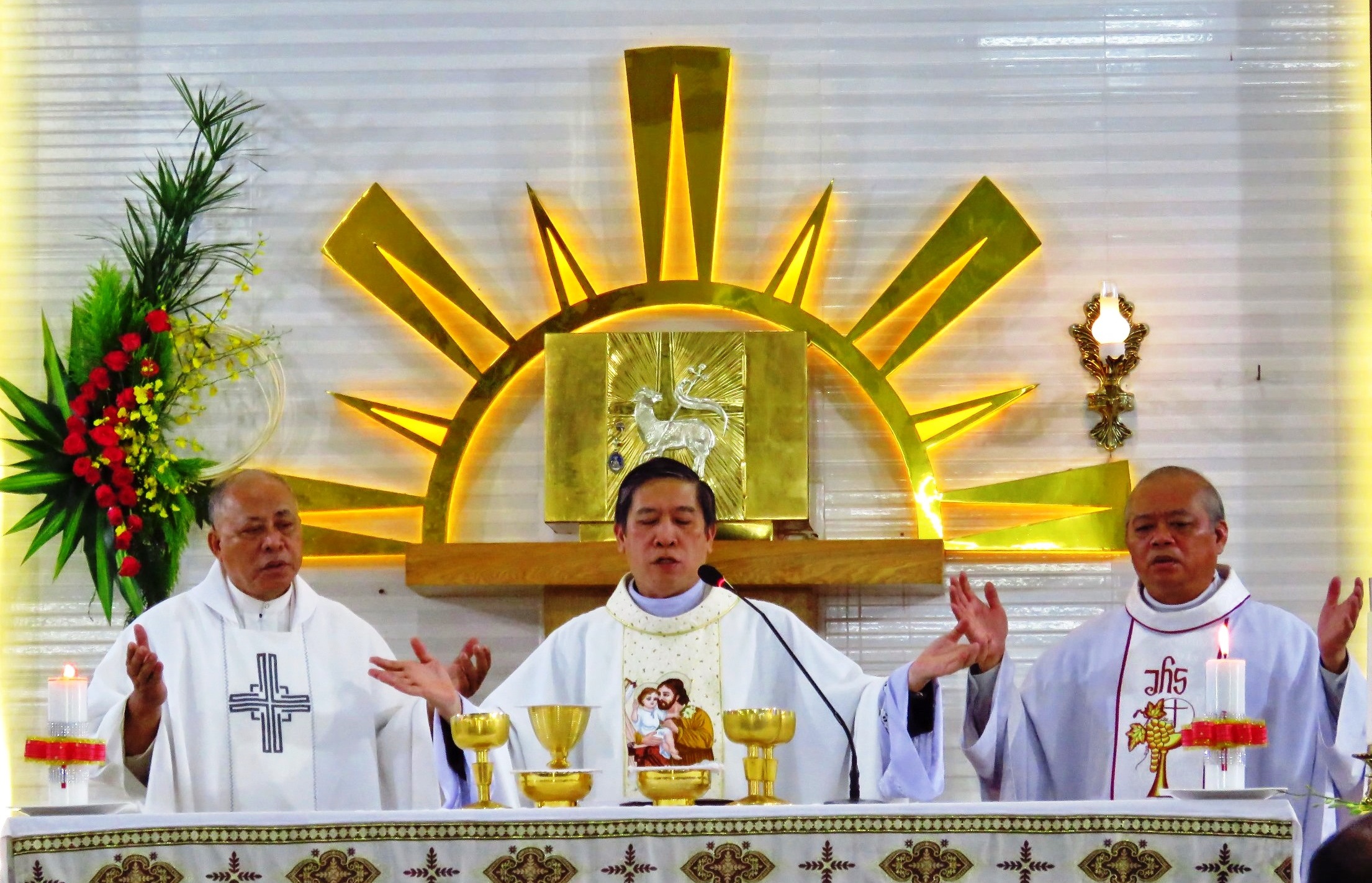 Giáo xứ Bình Lợi: Thánh lễ mừng đón cha Giuse Maria tân chánh xứ Bình Lợi 21-6-2022