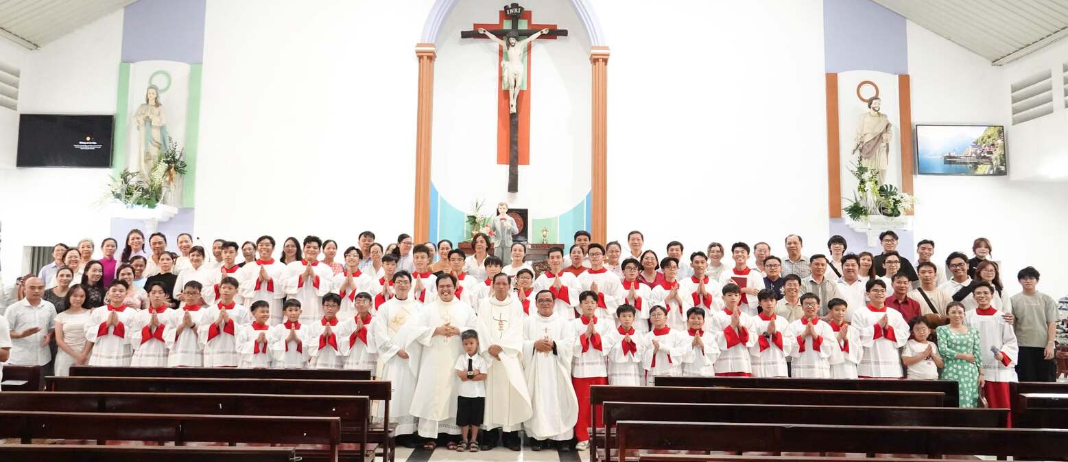 Giáo xứ Nhân Hòa: Mừng kính Thánh Đaminh Savio - Bổn Mạng Ban Lễ Sinh