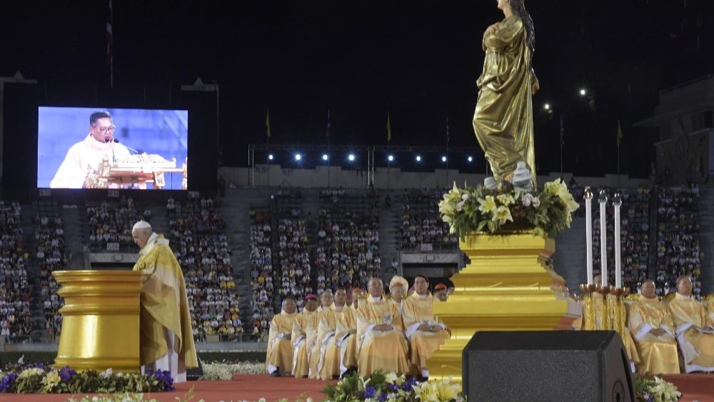 Bài giảng của Đức Thánh Cha trong thánh lễ tại sân vận động quốc gia Thái Lan