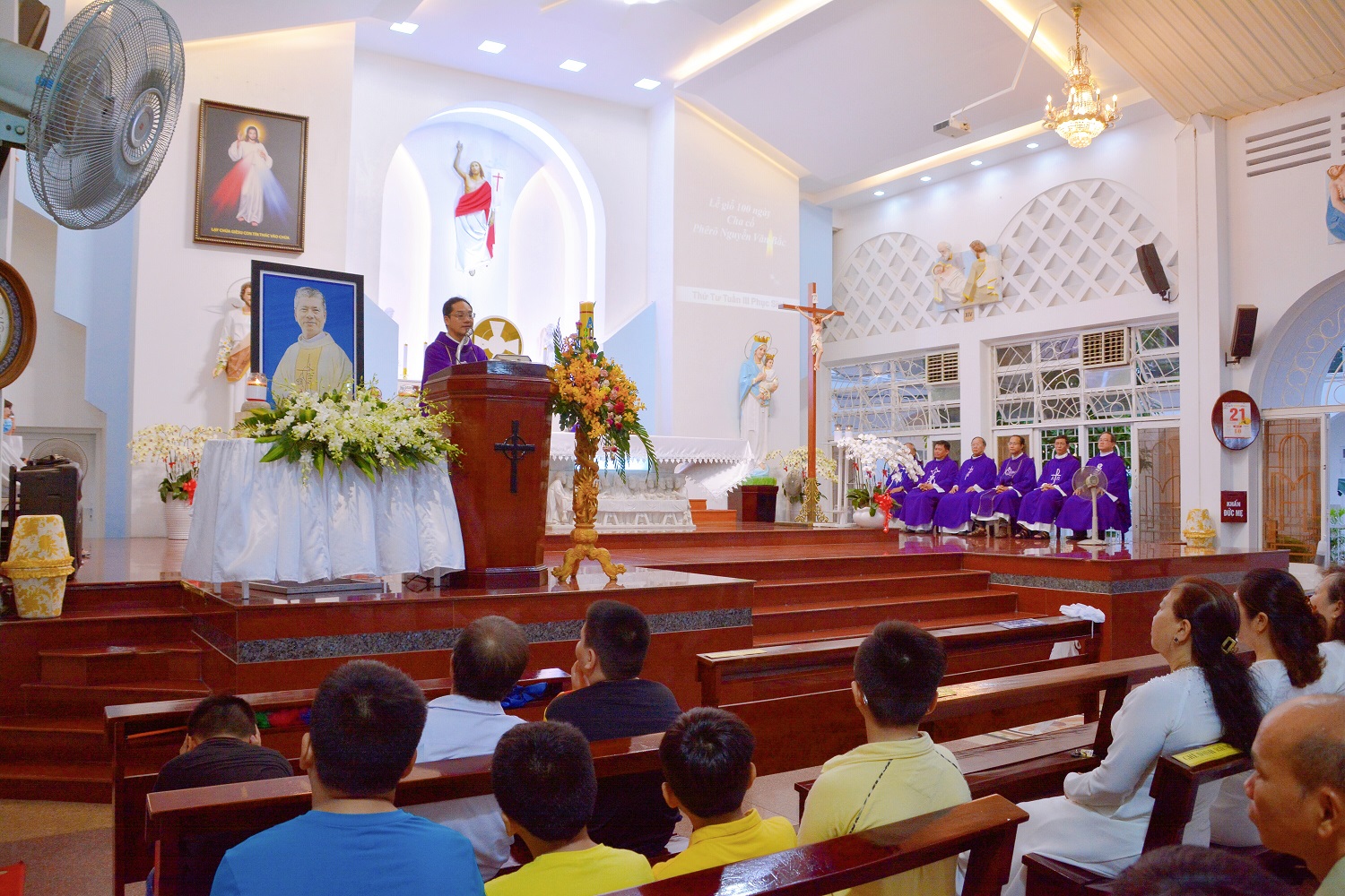 Giáo xứ Hợp An: Thánh lễ giỗ 100 ngày linh mục Phêrô Nguyễn Văn Bắc 21-4-2021