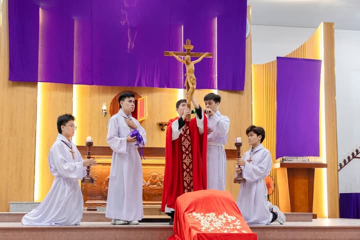 Giáo xứ Phanxicô Xaviê tưởng niệm cuộc Thương Khó Chúa Giêsu - 2025