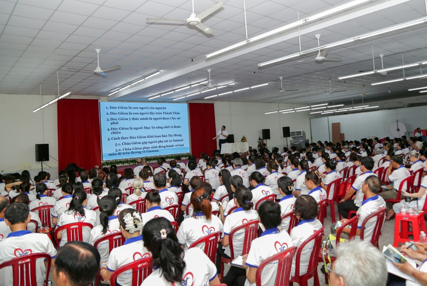 Ban Loan Báo Tin Mừng: Khóa A3 Loan báo Tin Mừng Tuần 7 ngày 19-5-2026