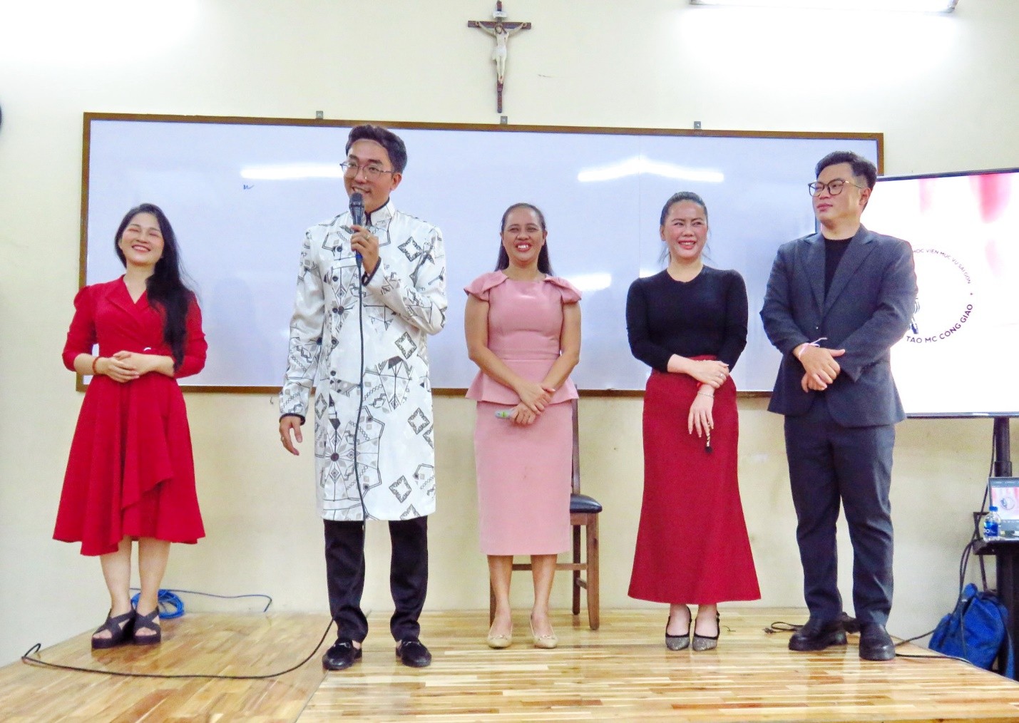 Khóa học MC Công giáo: Rèn luyện kỹ năng dẫn chương trình