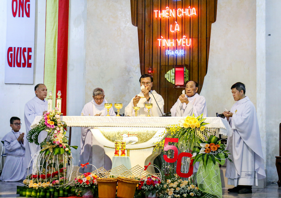 Giáo xứ Tân Trang: mừng kính Thánh Giuse, bổn mạng 50 năm (1974-2024)