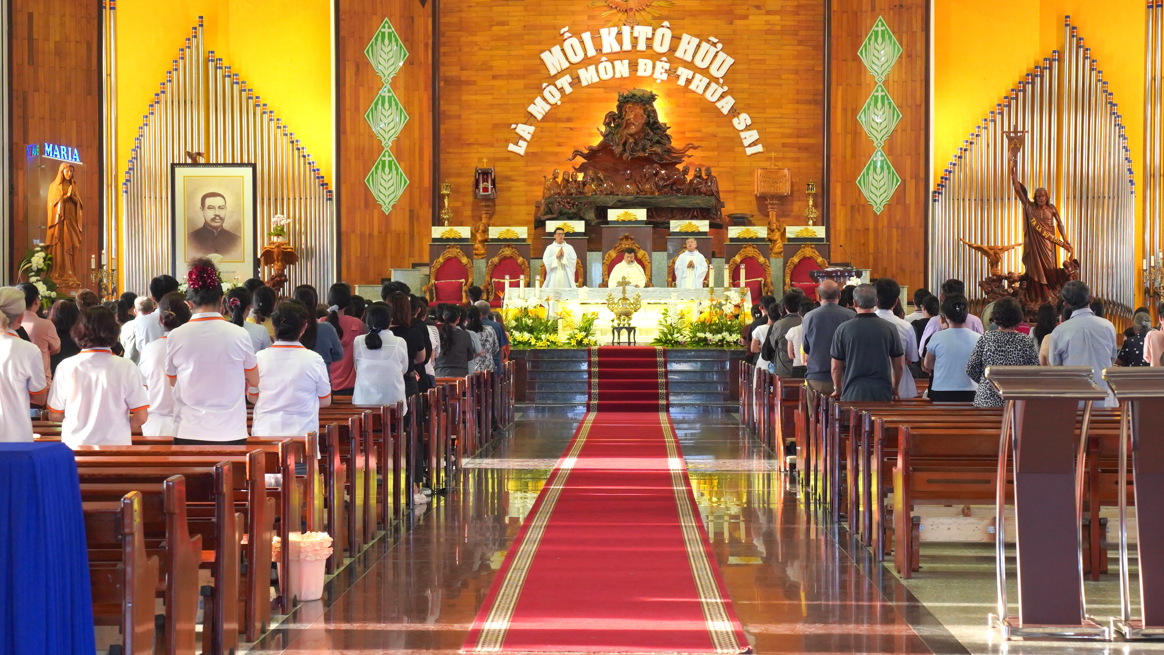 Giáo xứ Thánh Martino: về bên Chân Phước Phanxicô Xaviê Trương Bửu Diệp