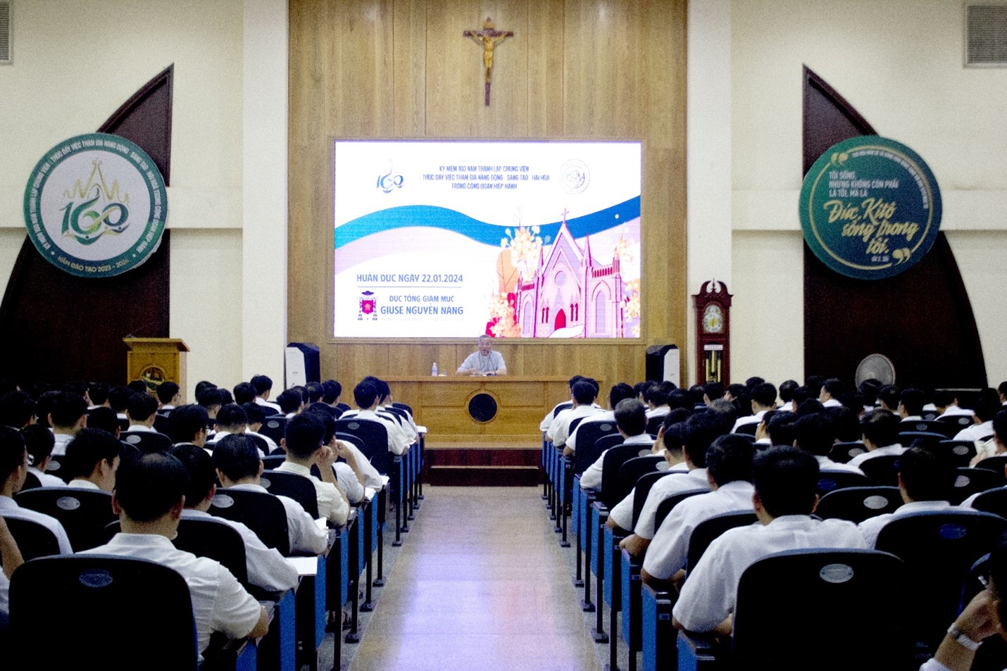 ĐCV Thánh Giuse Sài Gòn: Đức TGM Giuse huấn đức các Chủng Sinh