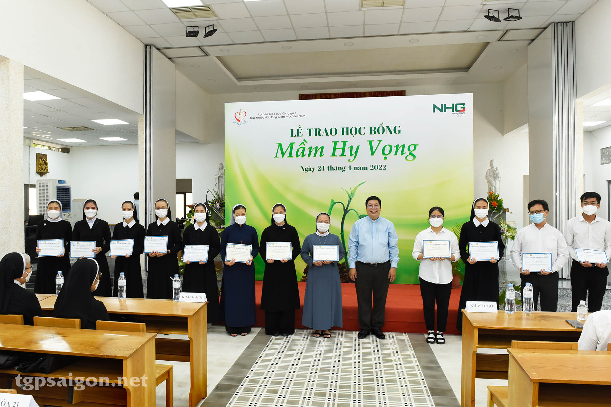 Ủy ban Giáo dục Công giáo Việt Nam: Lễ trao học bổng Mầm Hy Vọng năm 2022