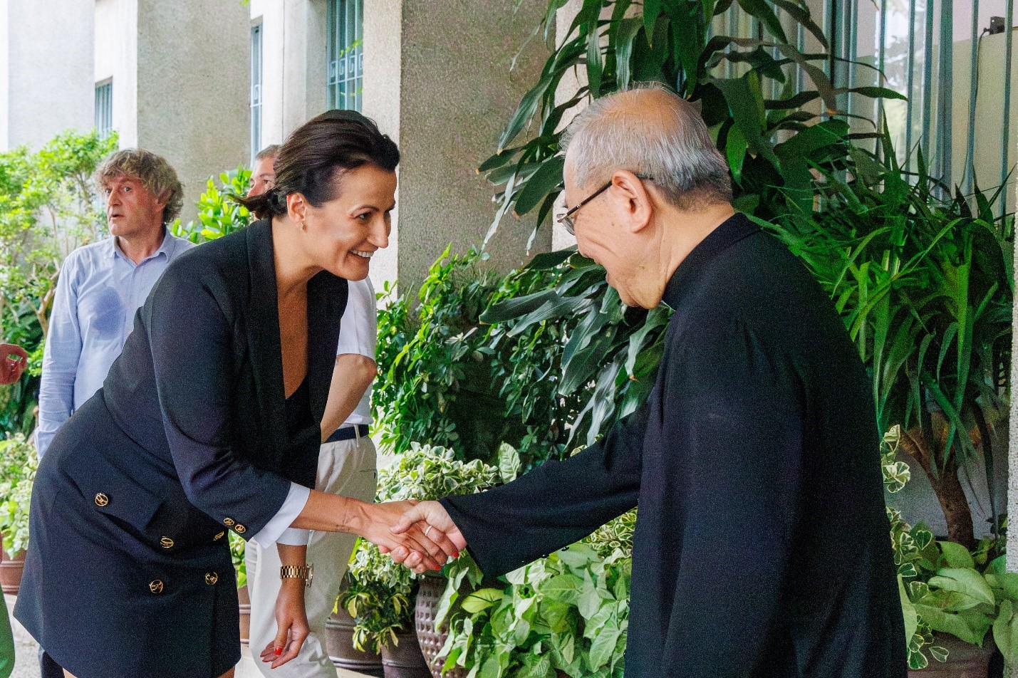 Chủ tịch Thượng viện Vương quốc Bỉ Stephanie D’Hose thăm Công trình Trùng tu Nhà Thờ Chính Tòa Đức Bà Sài Gòn