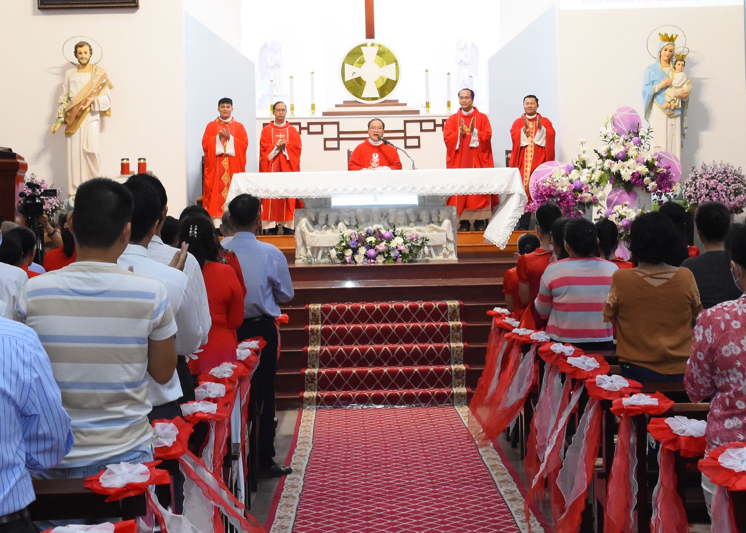 Giáo xứ Hợp An: Mừng lễ Các Thánh Tử Đạo Việt Nam – bổn mạng Hội đồng Mục vụ 2022