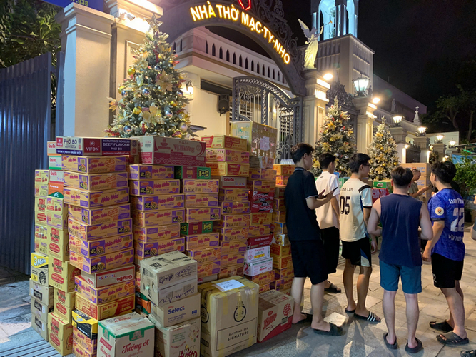 Trao Yêu Thương - Nhận Hạnh Phúc