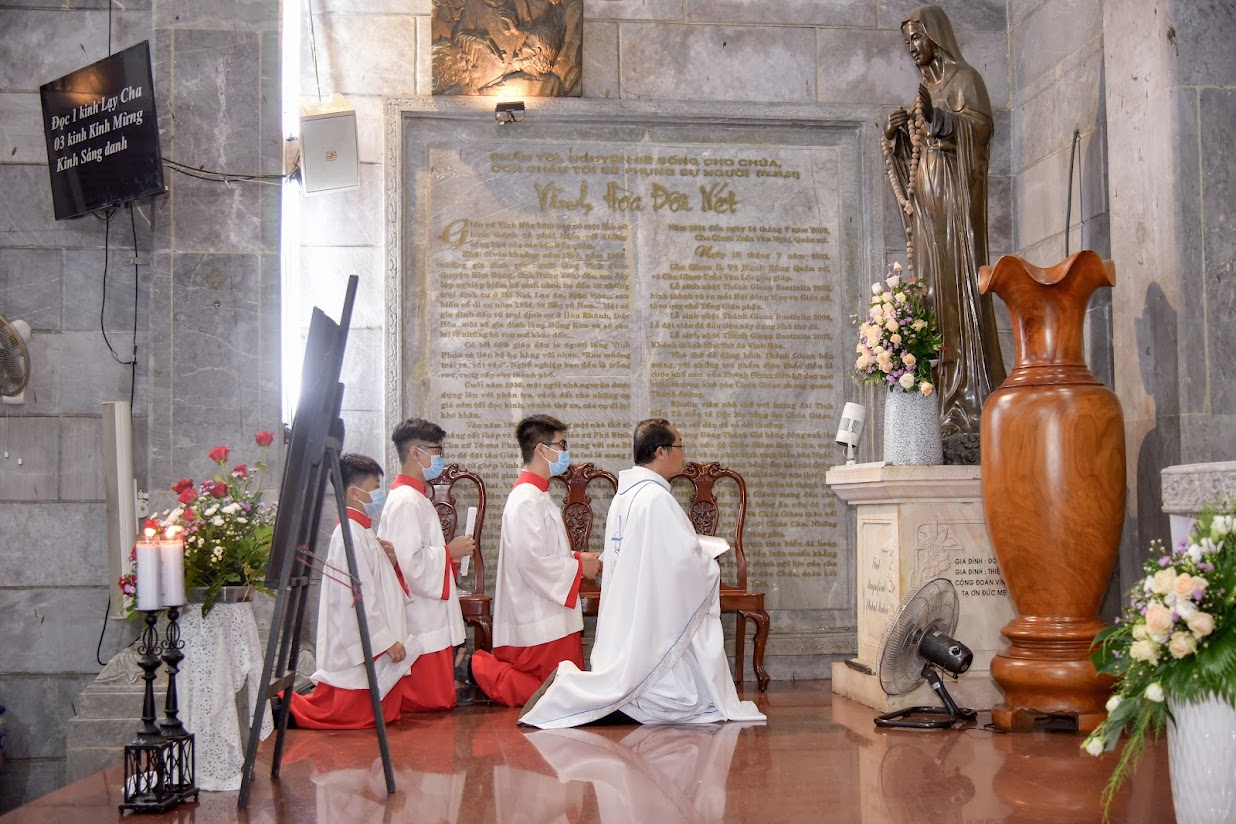 Giáo xứ Vĩnh Hòa: Mừng Lễ Truyền Tin - bổn mạng ca đoàn Truyền Tin ngày 25-3-2022