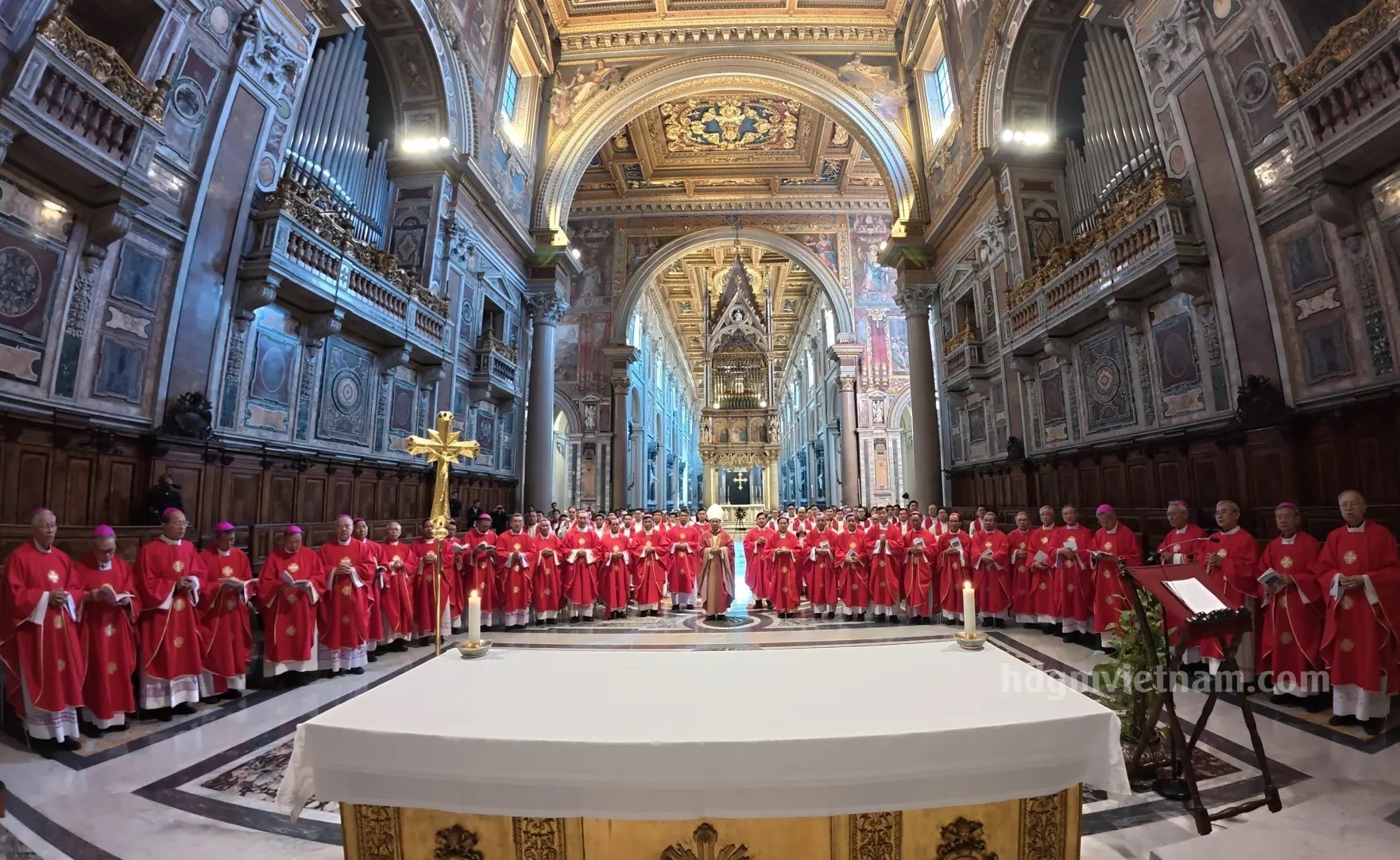 Hội đồng Giám mục Việt Nam kết thúc hành trình Ad Limina 2026 và khai mạc Khoá họp thường niên