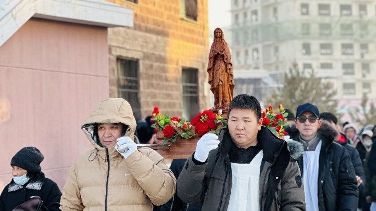 Đức Hồng Y Marengo: Cuộc viếng của Đức Thánh Cha tới Mông Cổ làm cho các tín hữu cảm thấy mình là trung tâm của Giáo Hội