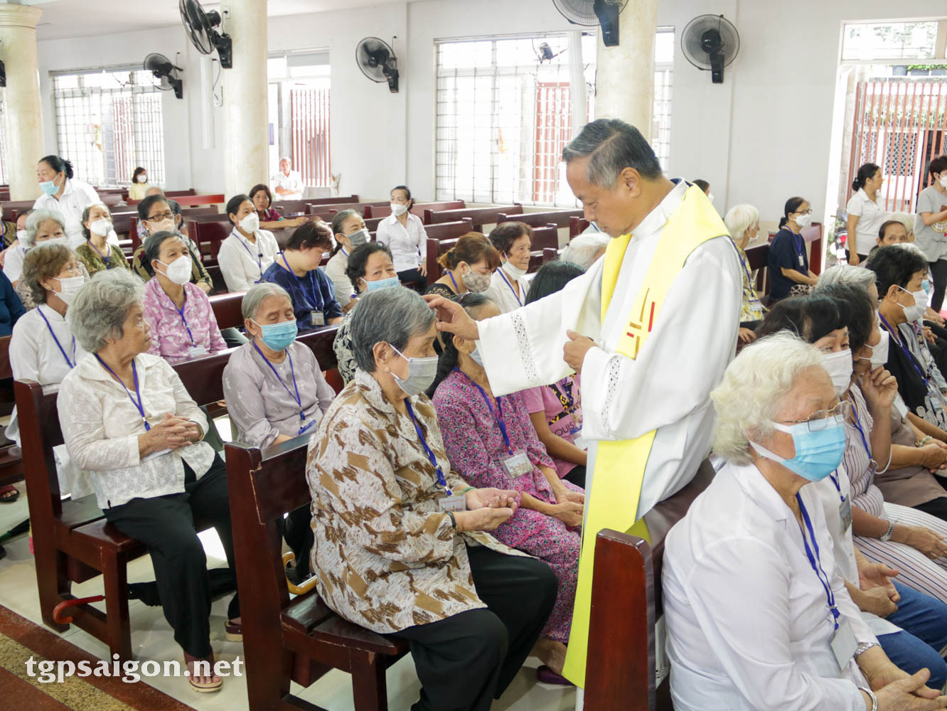 Giáo xứ Tân Việt: Thánh lễ cầu cho các bệnh nhân 25-9-2022