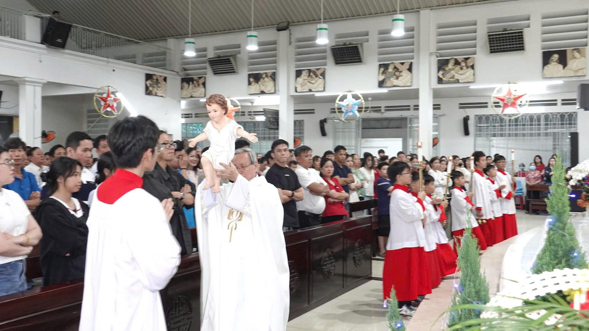 Giáo xứ Nhân Hòa: Thánh lễ Vọng Giáng Sinh năm 2025