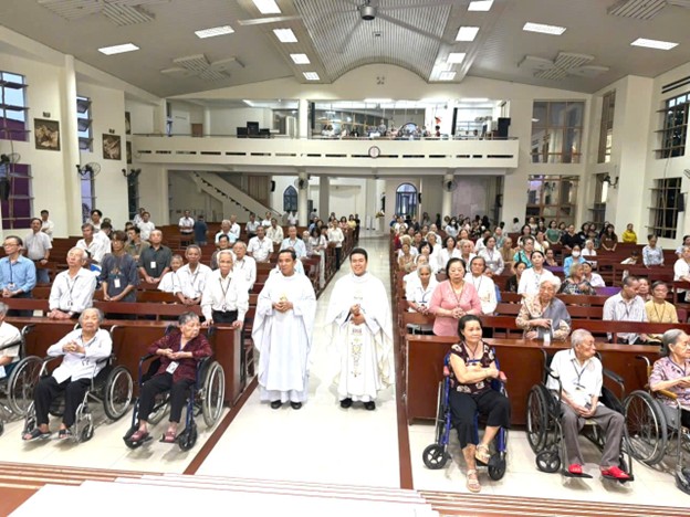 Giáo xứ Lam Sơn: Thánh lễ cầu nguyện cho các bệnh nhân - 11-02-2026