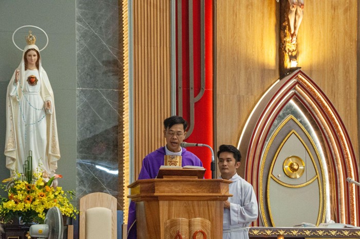 Giáo xứ Công Lý tĩnh Tâm Mùa Chay