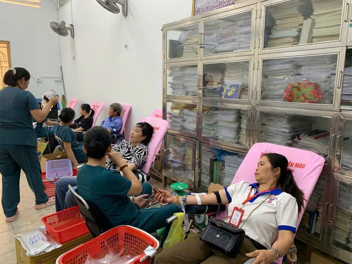 Những giọt máu yêu thương tại Giáo xứ Thánh Phaolô