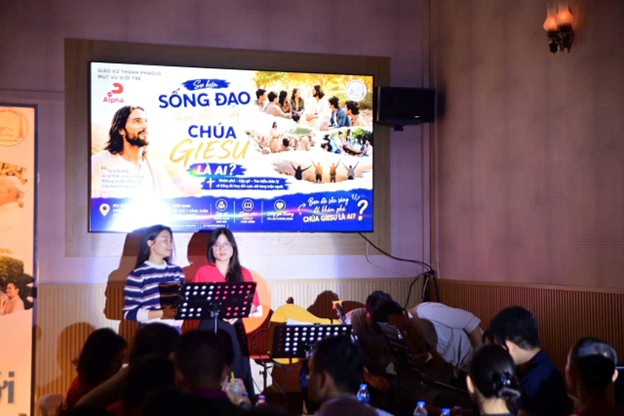 Alpha giới trẻ - tuần thứ 2: “Chúa Giêsu là ai?”