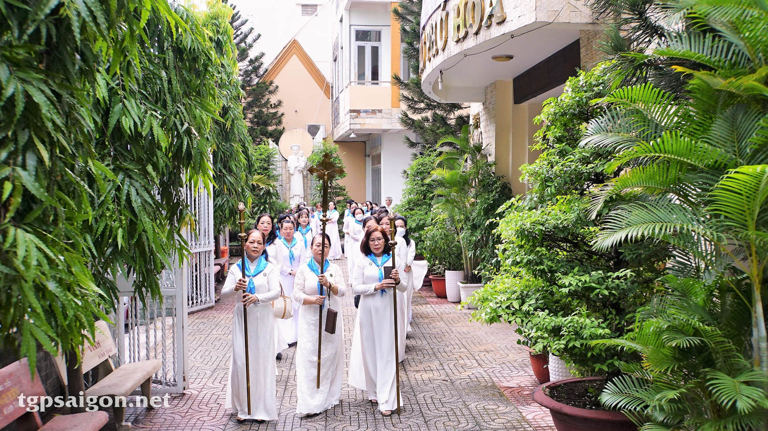 Giáo xứ Phú Hòa: Mừng kính Thánh Monica bổn mạng giới hiền mẫu 2022