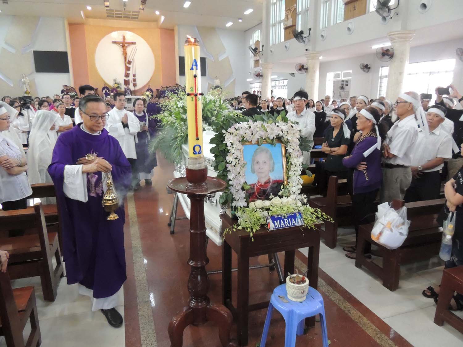 Giáo xứ Tân Việt: Thánh lễ an táng Bà cố Maria Phạm Thị Huệ