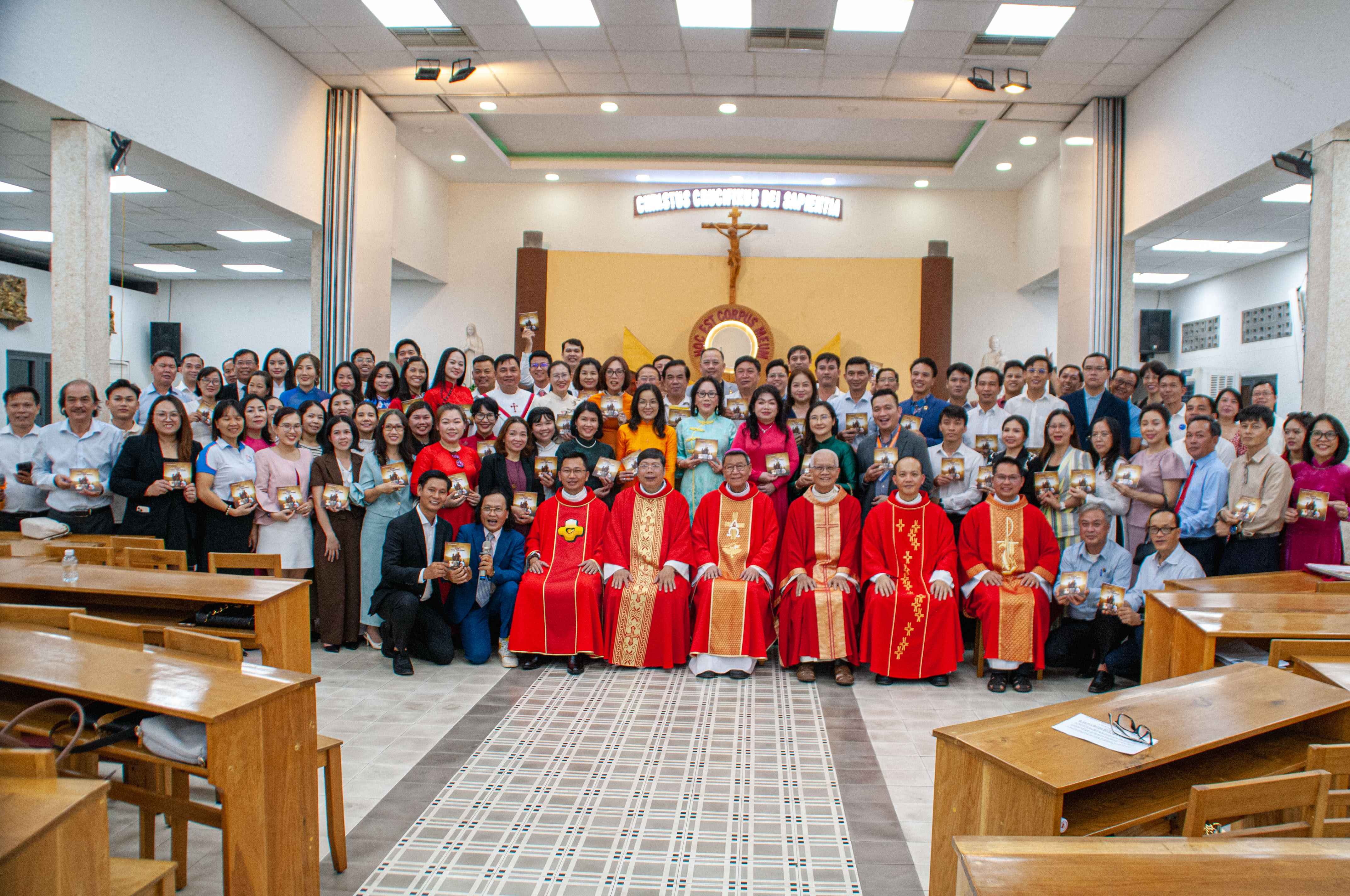 Thánh lễ kính Các Thánh Tử Đạo Việt Nam, mừng bổn mạng Doanh nhân Công giáo