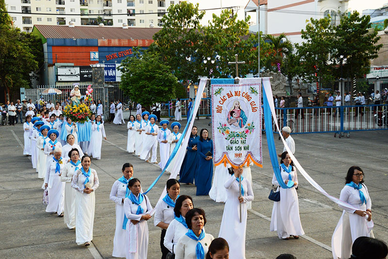 Giáo hạt Tân Sơn Nhì: Các Bà Mẹ Công Giáo mừng bổn mạng.
