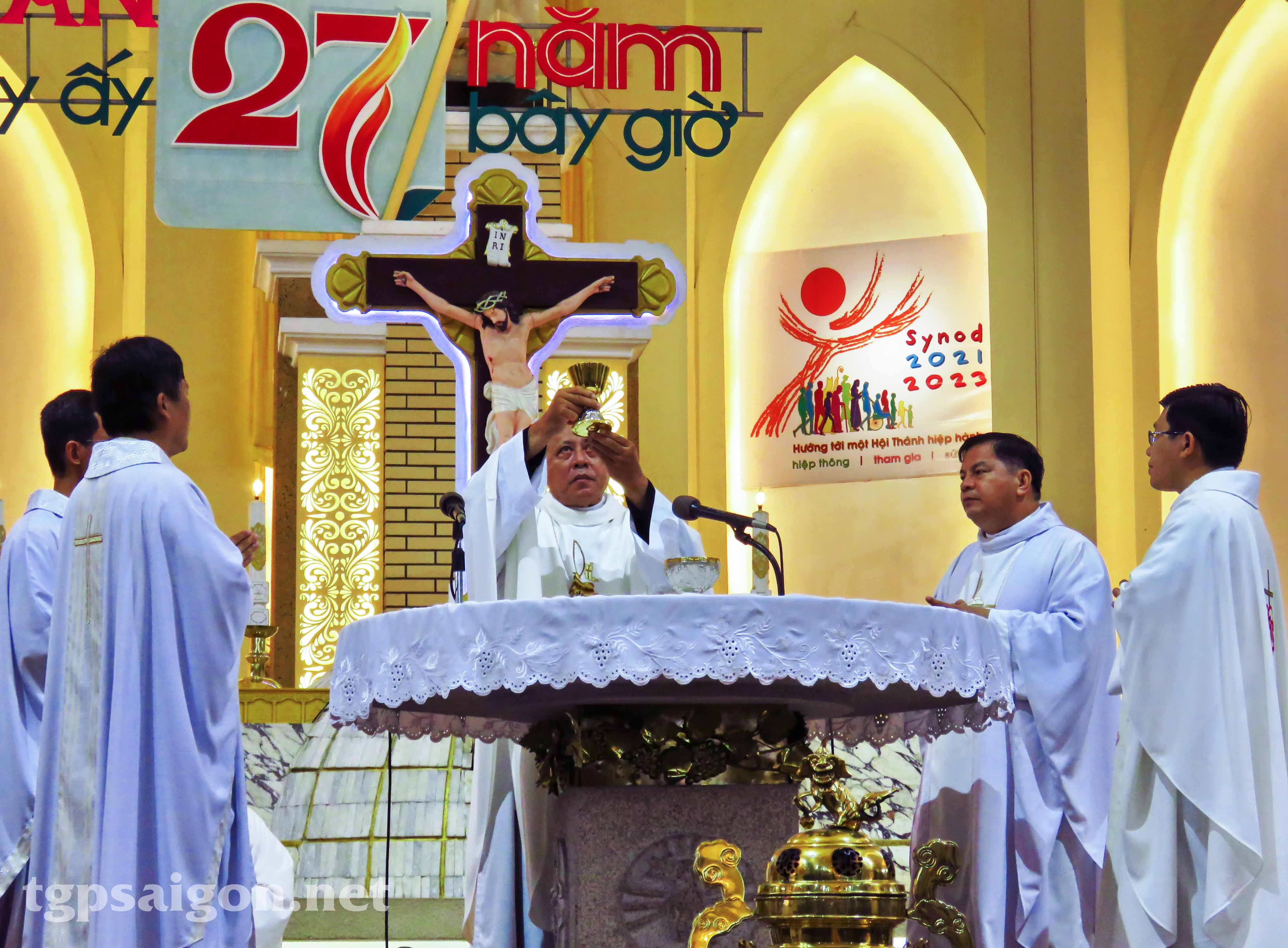 Thánh lễ tạ ơn 27 năm linh mục của Lm quản hạt Giuse Mai Thanh Tùng