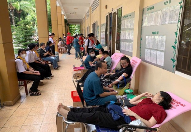 Giọt máu yêu thương tại giáo xứ Thánh Phaolô
